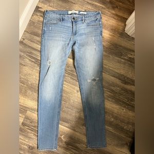 11 R Hollister skinny jeans